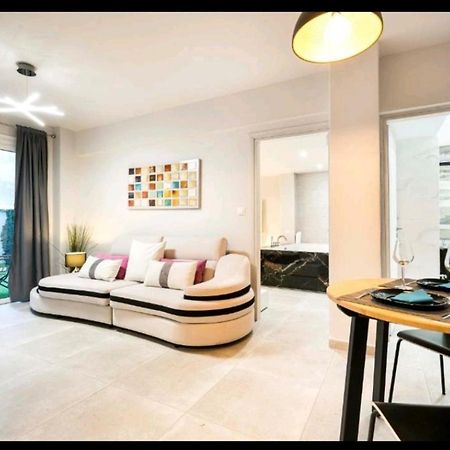 Romantic Jacuzzi Apartment 雅典 外观 照片