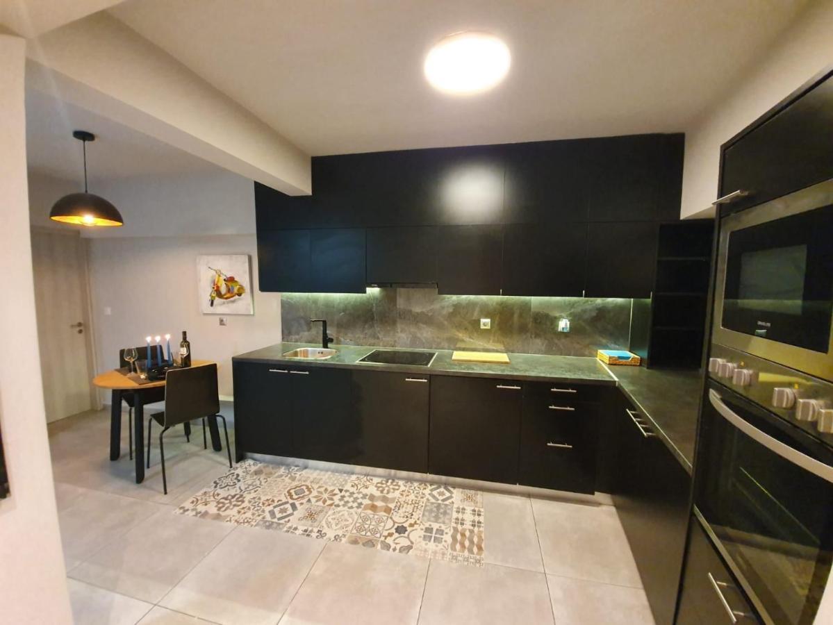 Romantic Jacuzzi Apartment 雅典 外观 照片