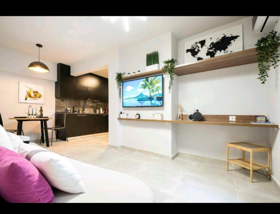 Romantic Jacuzzi Apartment 雅典 外观 照片