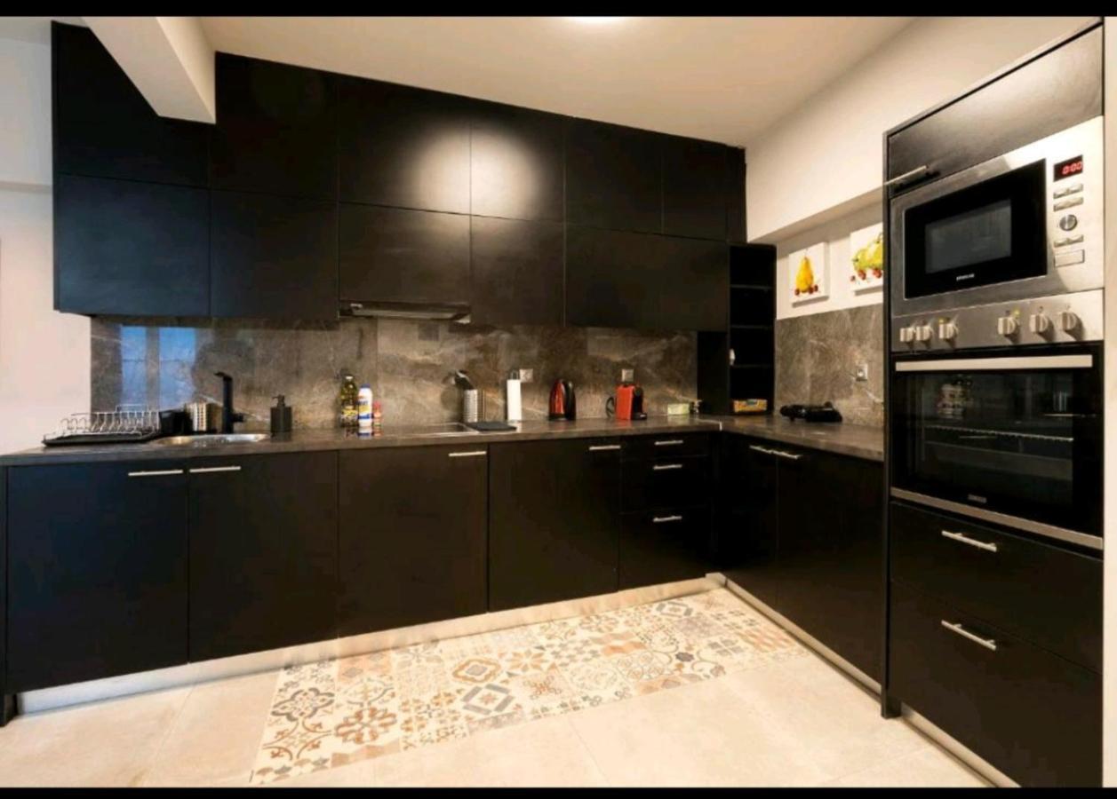 Romantic Jacuzzi Apartment 雅典 外观 照片