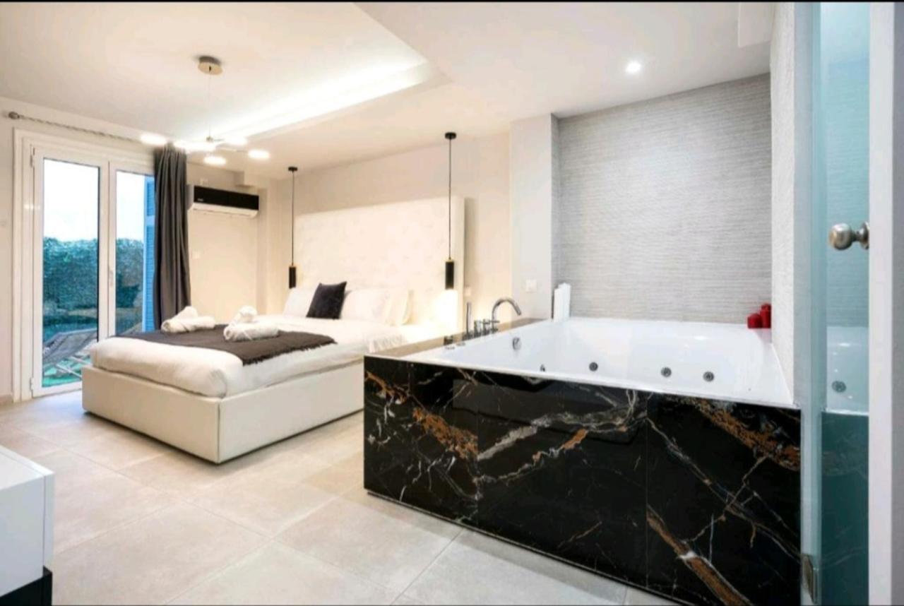 Romantic Jacuzzi Apartment 雅典 外观 照片